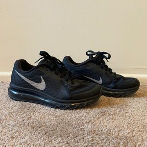 Nike Airmax Running Shoe